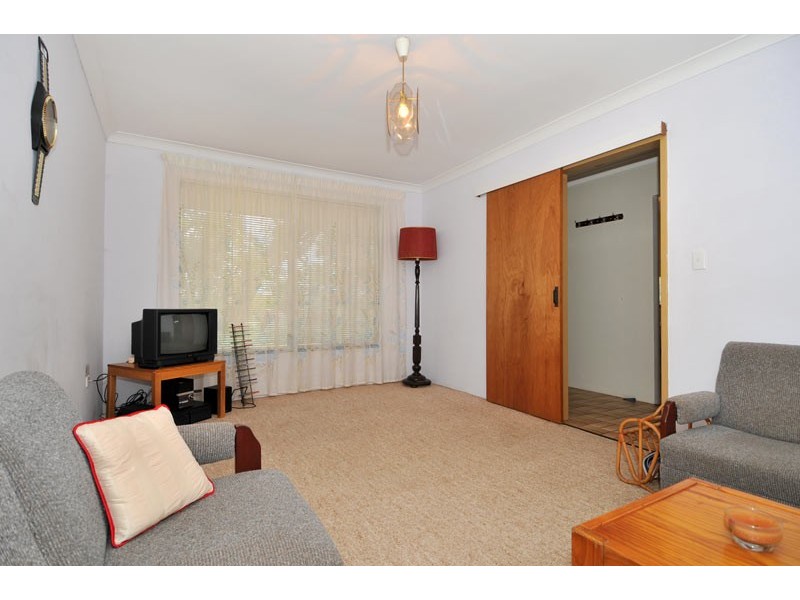 2 LYONS, Waroona WA 6215