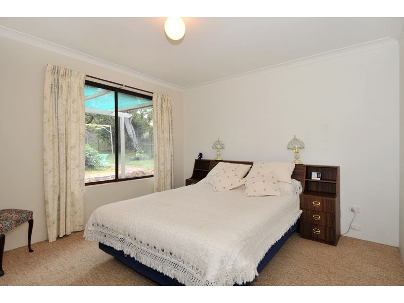 2 LYONS, Waroona WA 6215