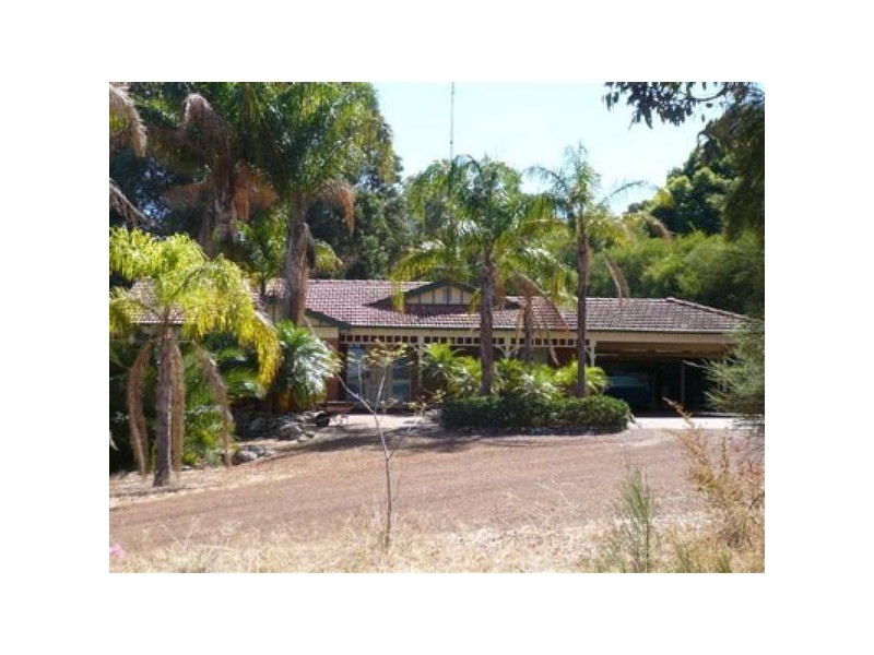 138 CLIFTON STREET, Yarloop WA 6218