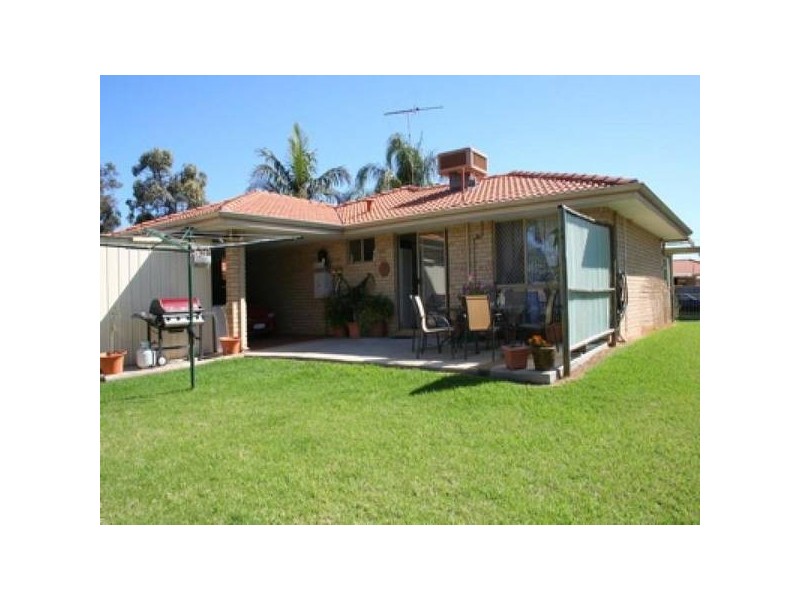 4/29 CAREY STREET, Pinjarra WA 6208