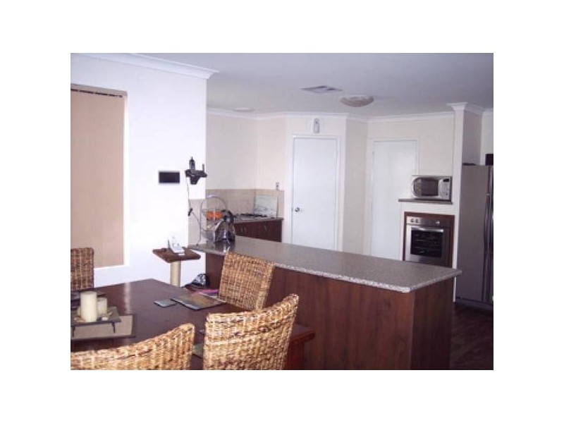 24 SUNSET CIRCLE, Pinjarra WA 6208