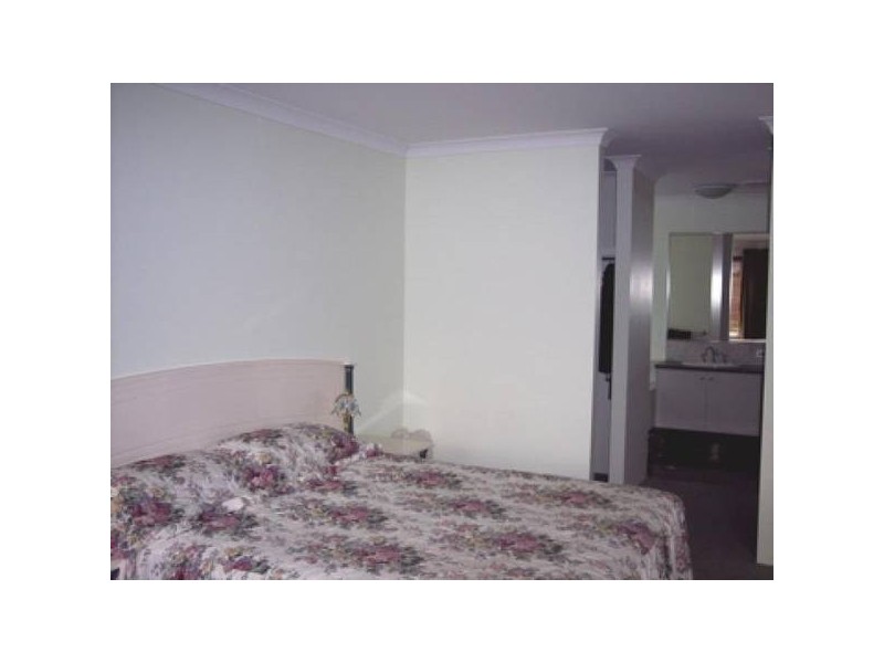 24 SUNSET CIRCLE, Pinjarra WA 6208