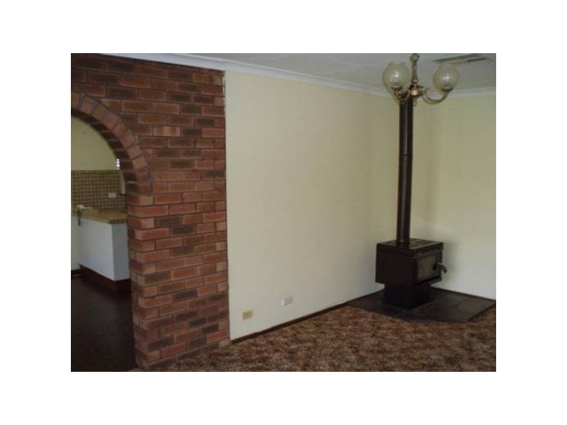 9 NUYTSIA PLACE, Pinjarra WA 6208