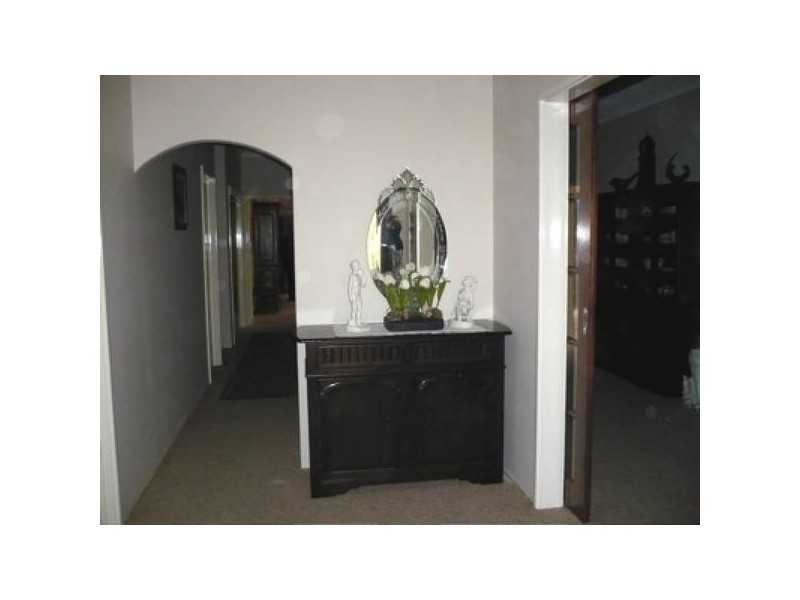 32 RUSSELL DRIVE, Waroona WA 6215