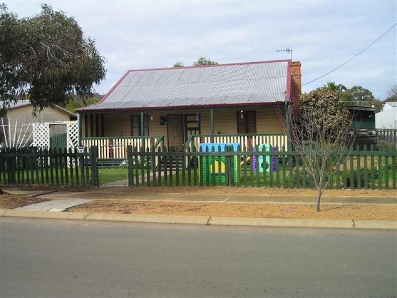 39 Johnstone STREET, Boddington WA 6390