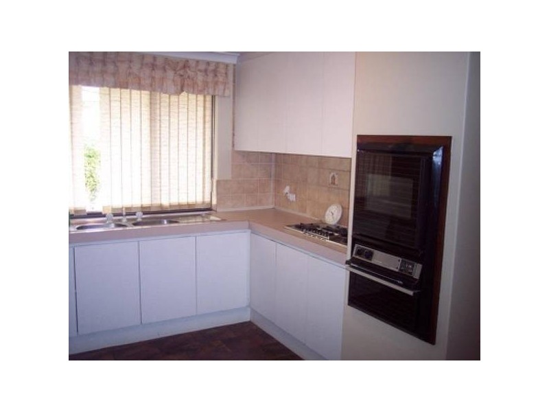 196 BANKSIA TERRACE, South Yunderup WA 6208