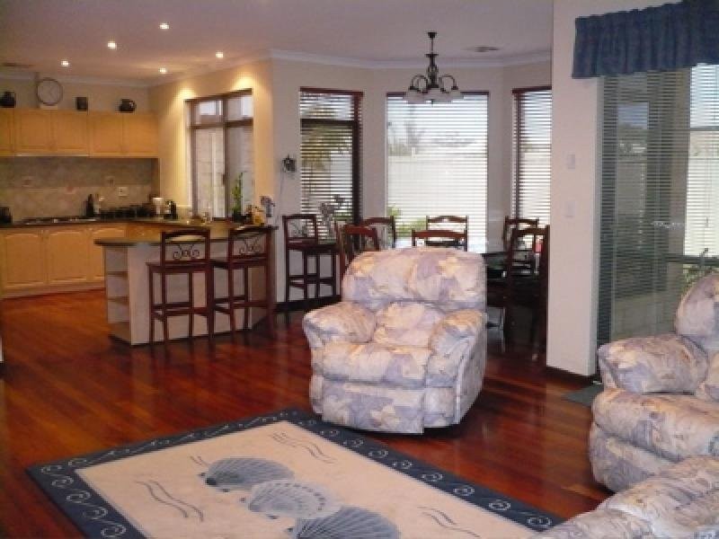 1 Elliott STREET, Waroona WA 6215