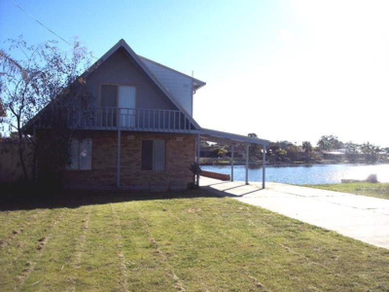 15 MOYUP PLACE, South Yunderup WA 6208