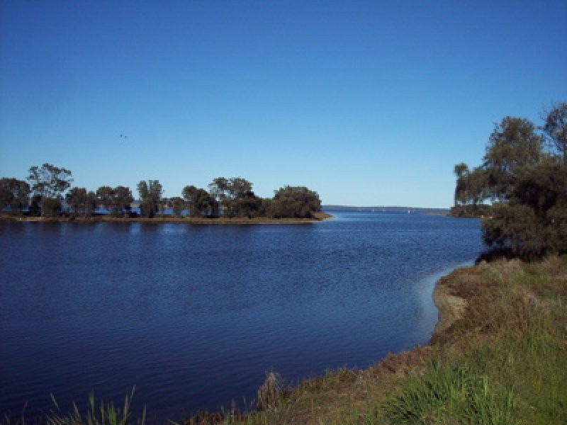 15 MOYUP PLACE, South Yunderup WA 6208