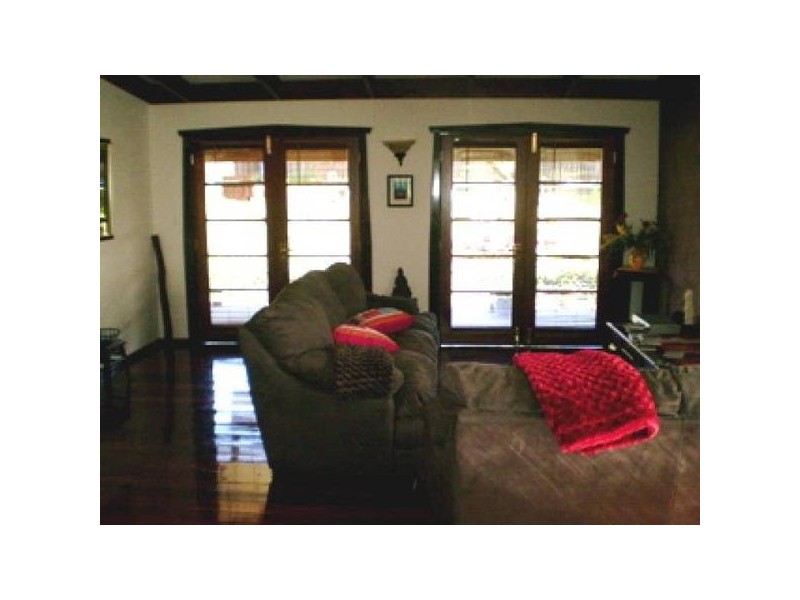 27 MARGINATA CRESCENT, Dwellingup WA 6213