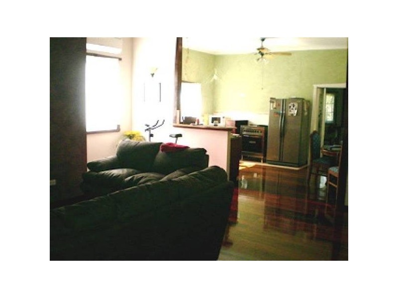 27 MARGINATA CRESCENT, Dwellingup WA 6213