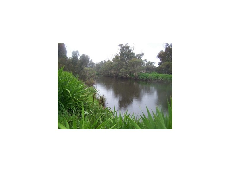 Lot 112 Southern Estuary Road, Lake Clifton WA 6215