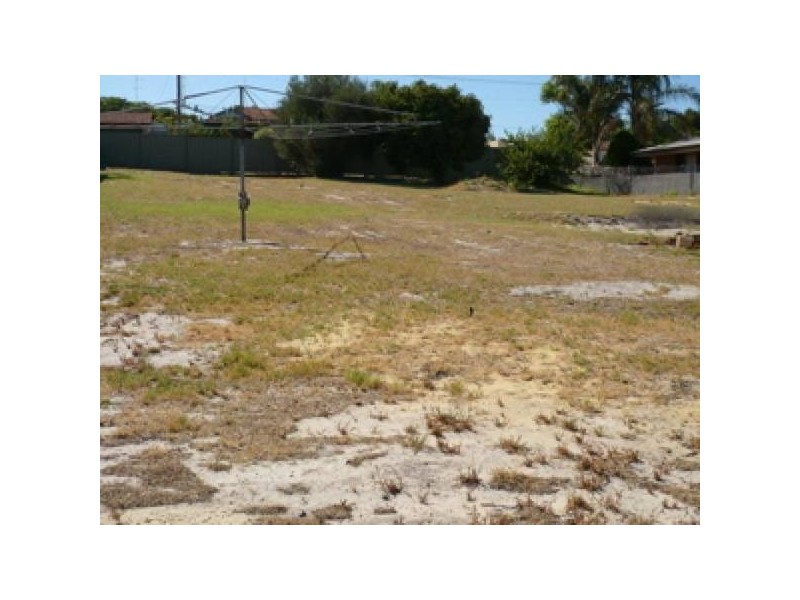 30 South West Highway, Waroona WA 6215