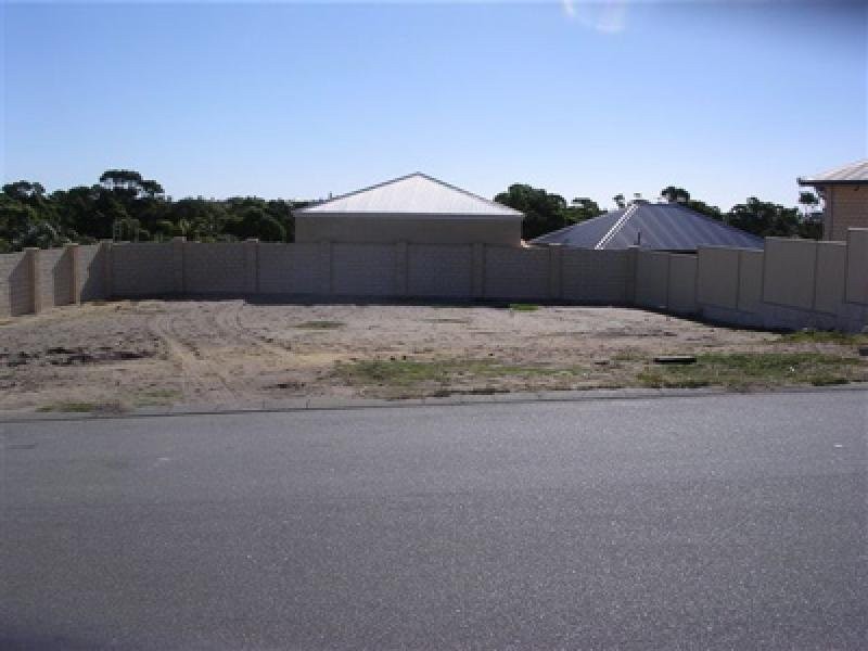 5 Hurley Way, Hillarys WA 6025