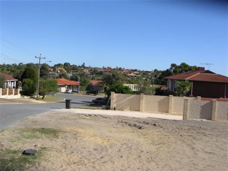 5 Hurley Way, Hillarys WA 6025