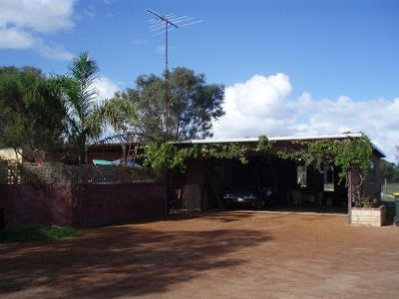 152 Tonkin Drive, Furnissdale WA 6210