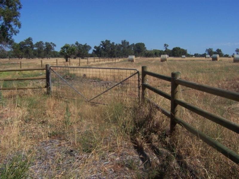 27 Dallas Street, Coolup WA 6214