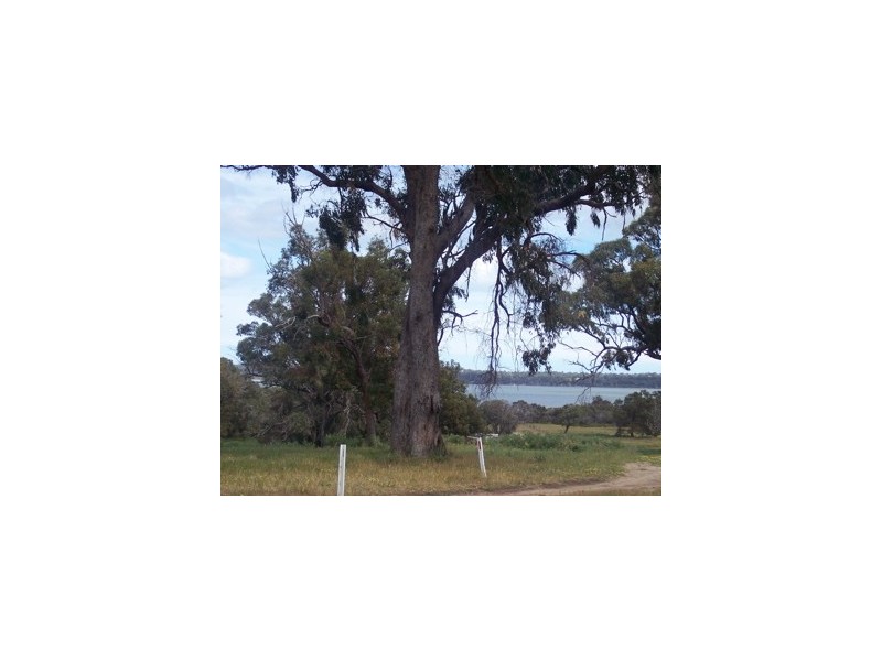 L277 Lake Mealup Road, Point Grey WA 6208