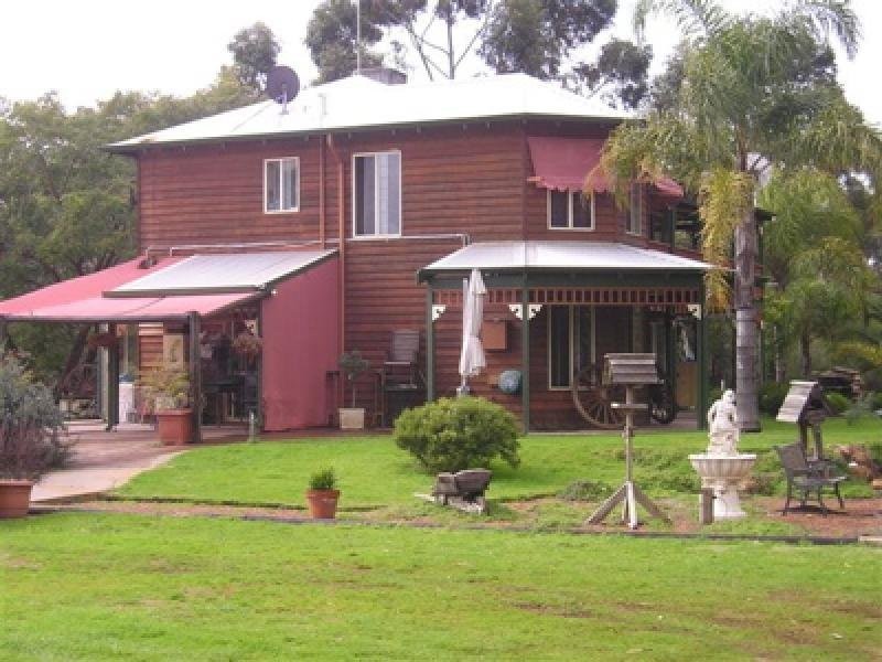 140 Twin Bridges Place, Boddington WA 6390