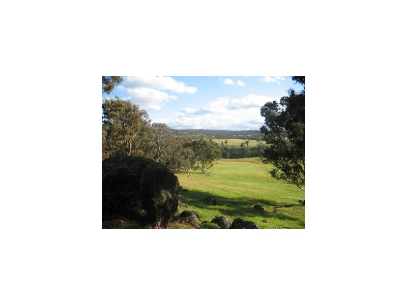 12 Days Road, Boddington WA 6390