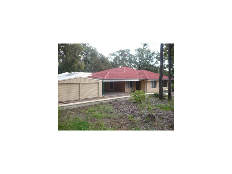 26 Russell Drive, Waroona WA 6215