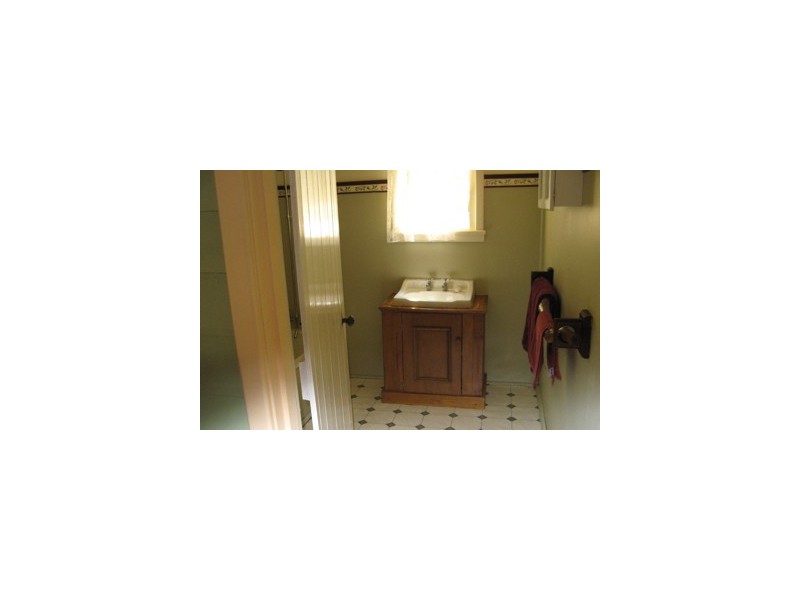 57 Marginata Cres, Dwellingup WA 6213