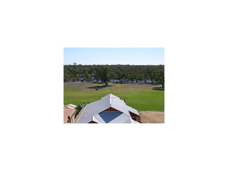 31 Foreshore Cove, South Yunderup WA 6208