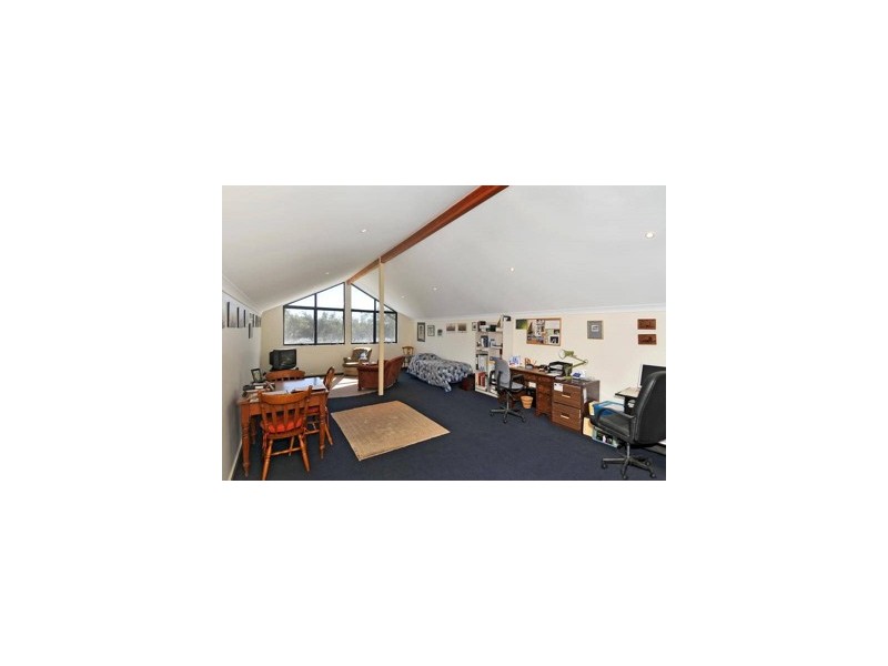 31 Foreshore Cove, South Yunderup WA 6208