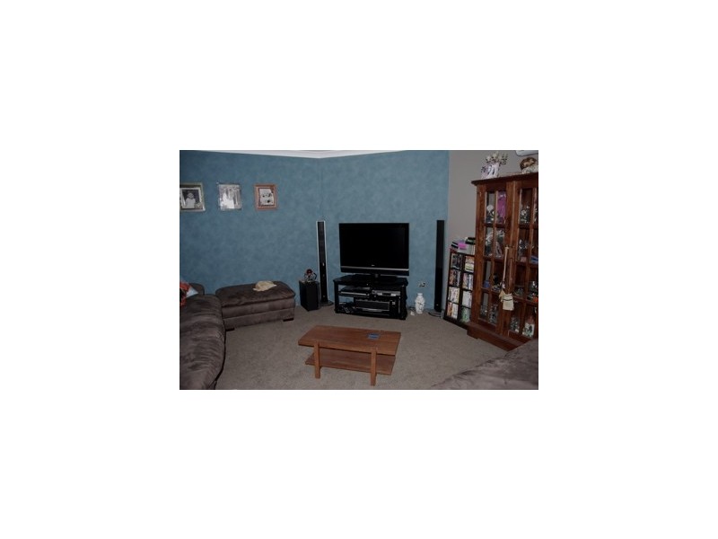 25 Elliott Street, Waroona WA 6215