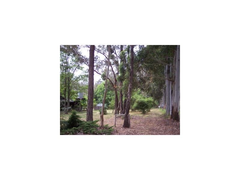965 Batt Way, Dwellingup WA 6213