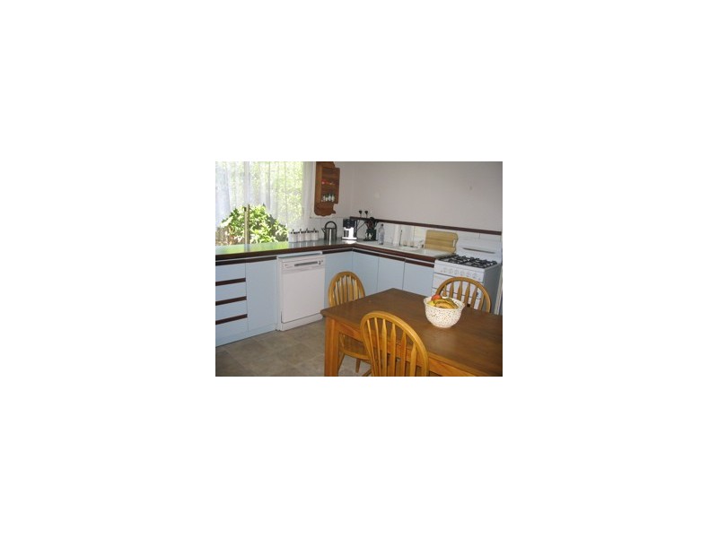 27 Congdon Ave, Pinjarra WA 6208