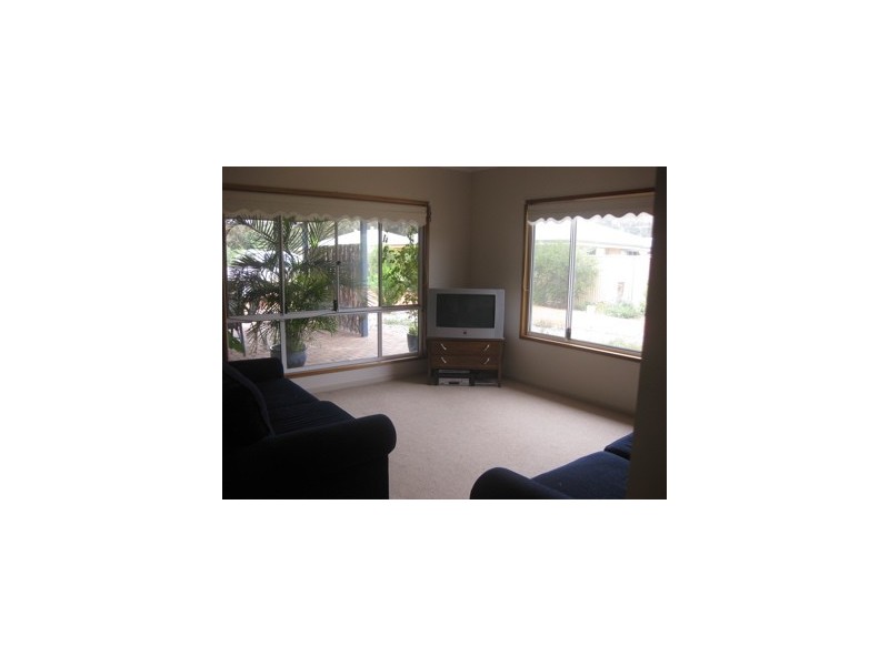 11 Murray Street, Pinjarra WA 6208