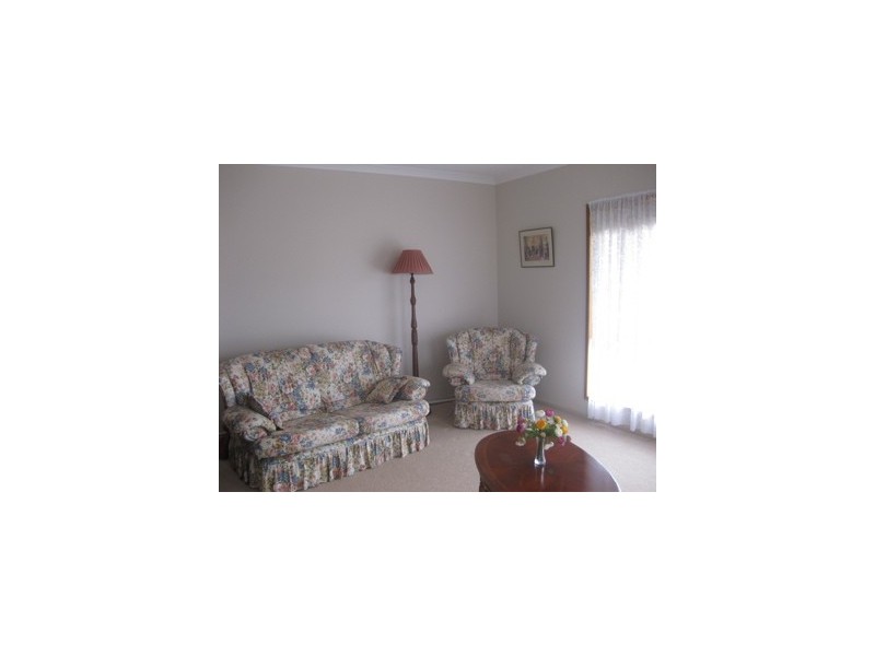 11 Murray Street, Pinjarra WA 6208