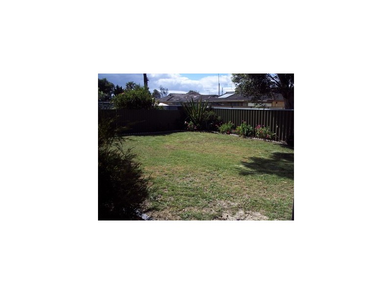 11 Grevillea Place, Pinjarra WA 6208