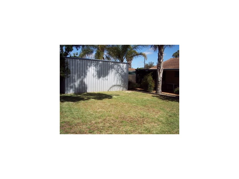 11 Grevillea Place, Pinjarra WA 6208