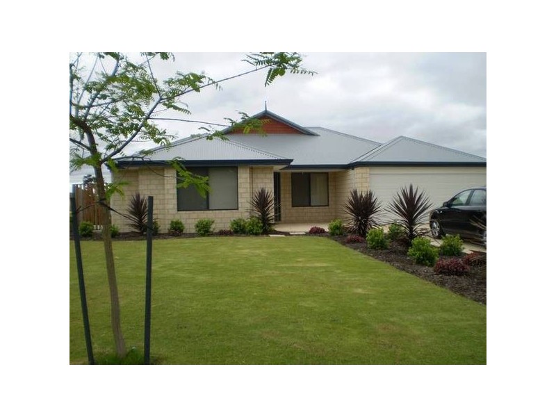 35 Moondyne Ramble, Ravenswood WA 6208