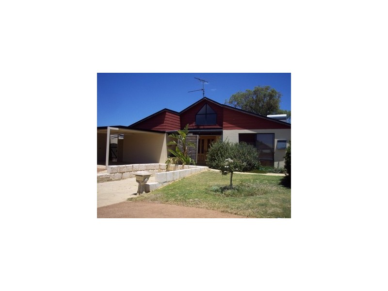 44 Banksia Terrace, South Yunderup WA 6208