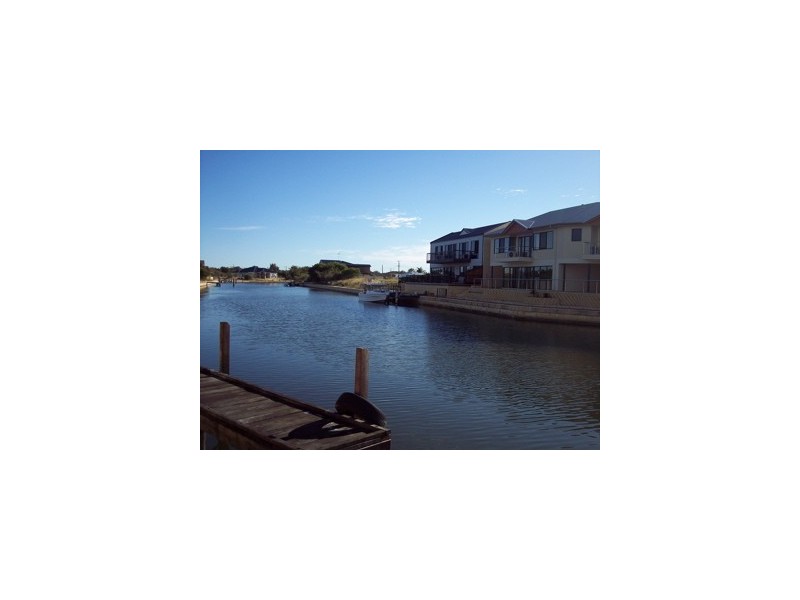 39 Batavia Quays, South Yunderup WA 6208
