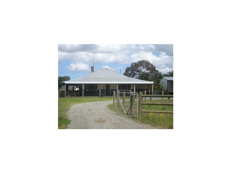 33 Baker Street, Coolup WA 6214