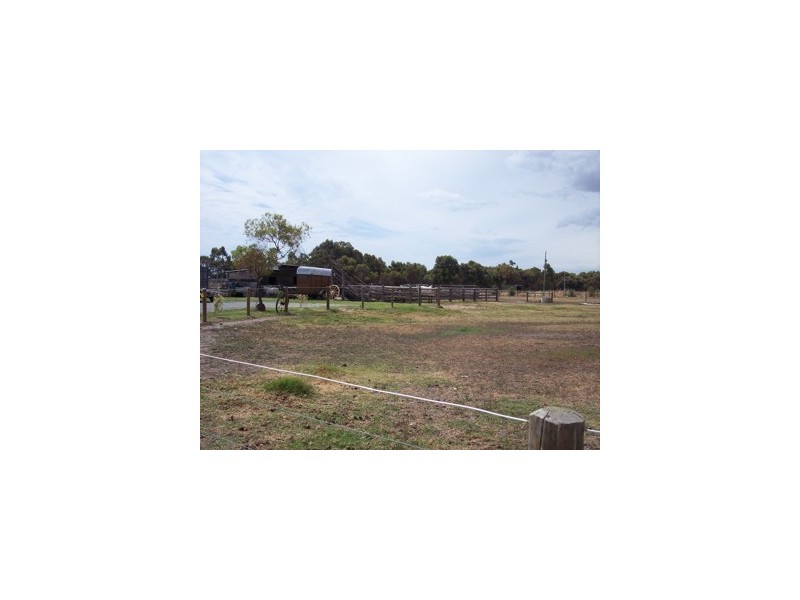 33 Baker Street, Coolup WA 6214