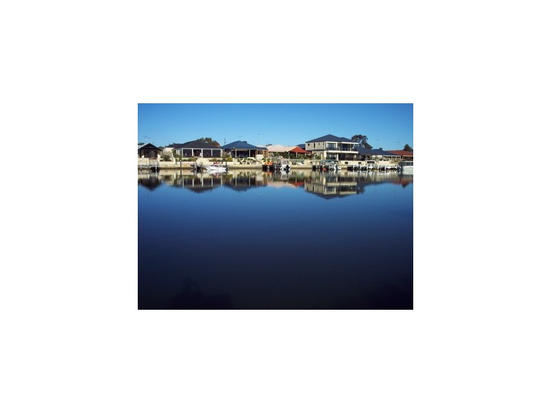 24 Murray Waters Boulevard, South Yunderup WA 6208