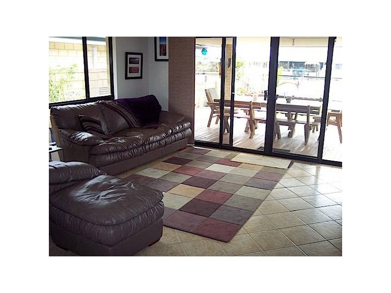 68 Murray Waters Boulevard, South Yunderup WA 6208