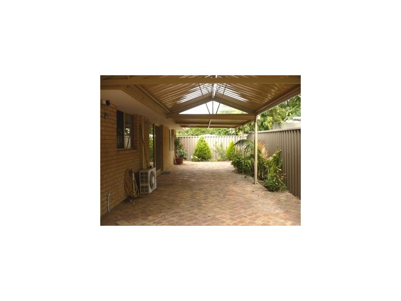 21 B Alexander Drive, Waroona WA 6215