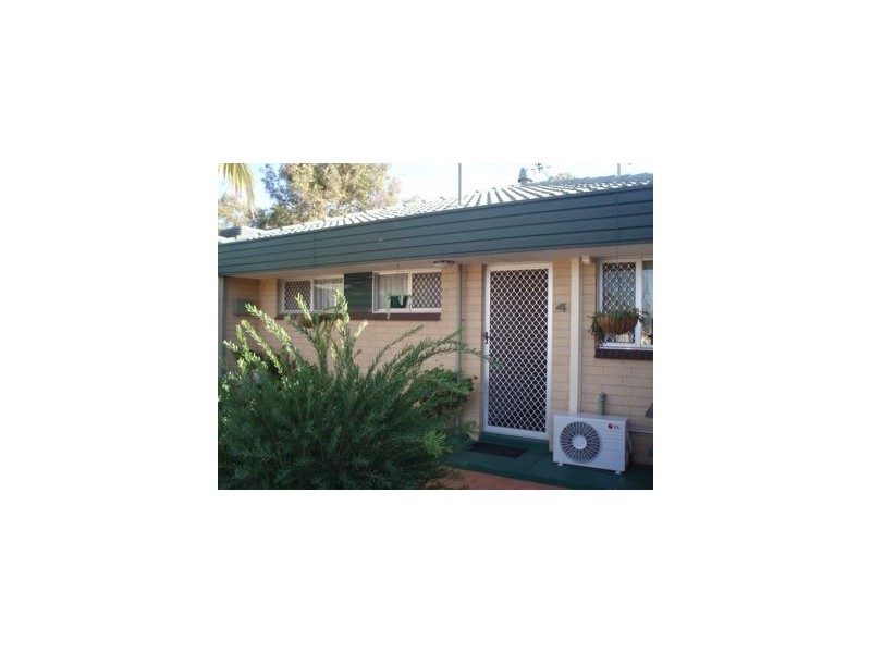 Unit 4 Tandarra Court, Pinjarra WA 6208