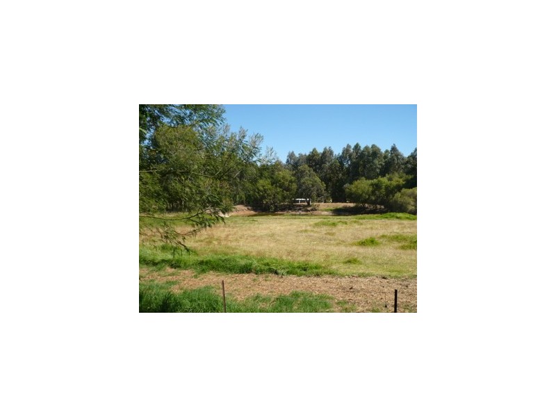 3 Patterson road, Waroona WA 6215