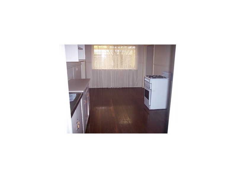 64 Congdon Ave, Pinjarra WA 6208