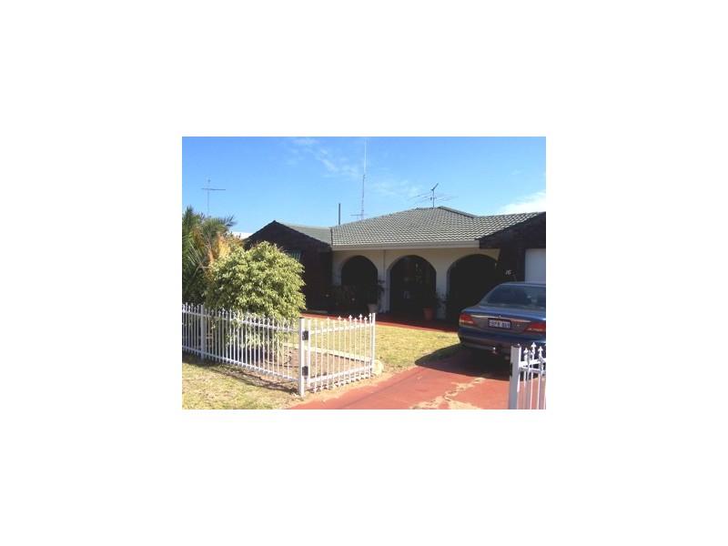 16 Clarice Street, Mandurah WA 6210