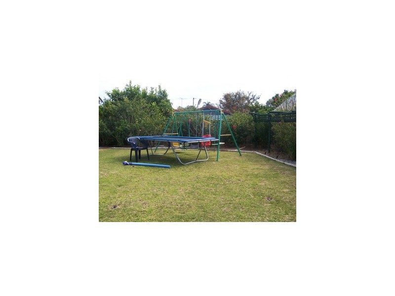 16 Clarice Street, Mandurah WA 6210