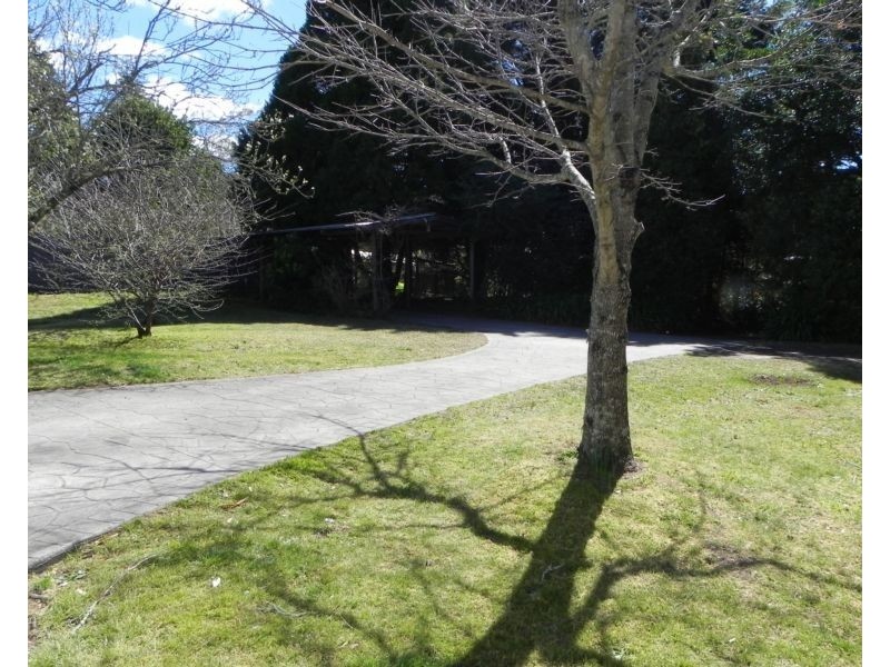 339 Great Western Highway, Bullaburra NSW 2784