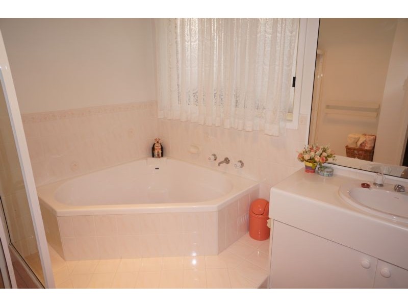 32 Woodland Avenue, Hazelbrook NSW 2779